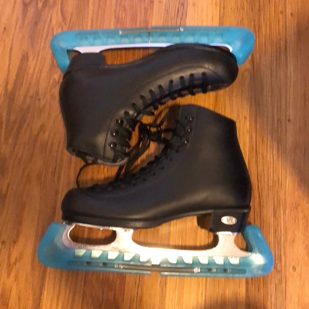 Ice skates